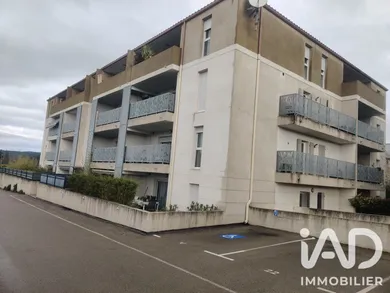 Appartement à Pertuis (84120)