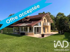 Maison traditionnelle à Archamps (74160)