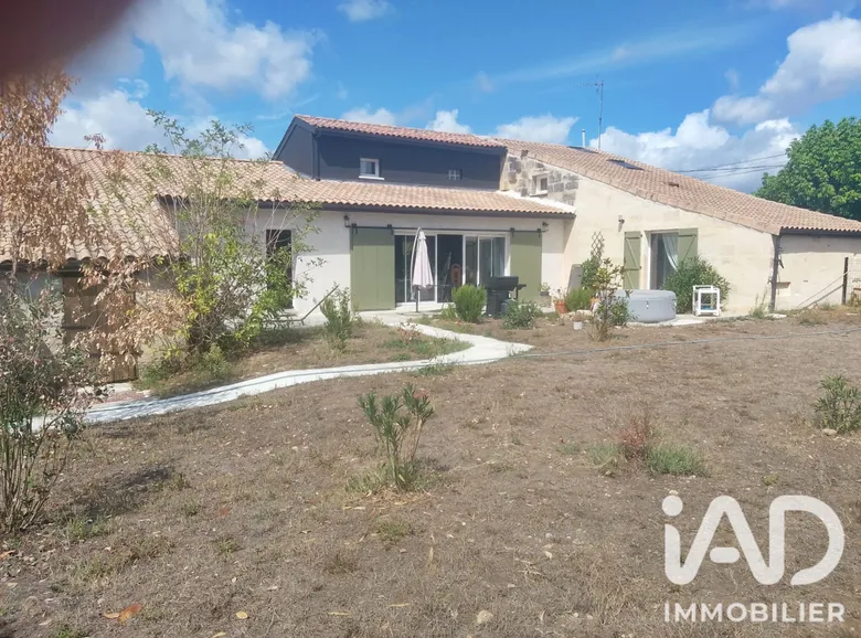 Maison 6 pièces 185 m² à Coutras