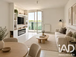 Apartment in Fleury-Mérogis (91700)