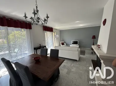 Apartment in Sanary-sur-Mer (83110)