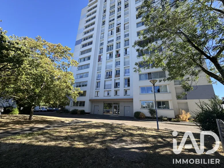 Appartement 3 pièces 79 m² · à Fleury-les-Aubrais · 79,3 m² · 114 500 €