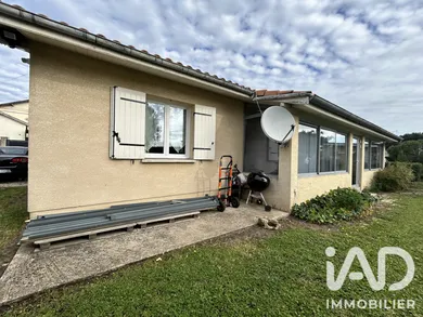House in Portets (33640)