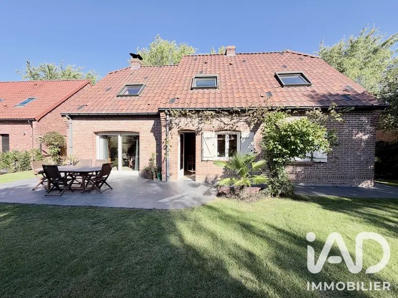 Maison 5 pièces 142 m² · à Bousbecque · 142 m² · 615 000 €