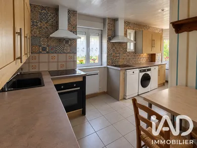 Immeuble à Avesnes-sur-Helpe (59440)