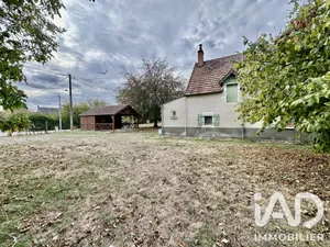 Village house in Mareuil-sur-Arnon (18290)