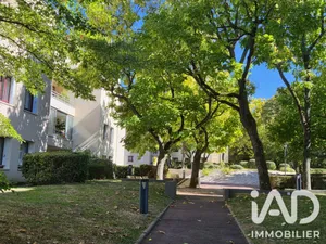 Apartment in Montigny-le-Bretonneux (78180)