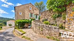 Maison à Camarès (12360)