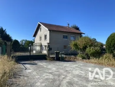 Maison traditionnelle à Saint-André-le-Puy (42210)