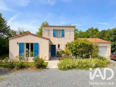 Maison de campagne à Fontenille-Saint-Martin-d'Entraigues (79110)