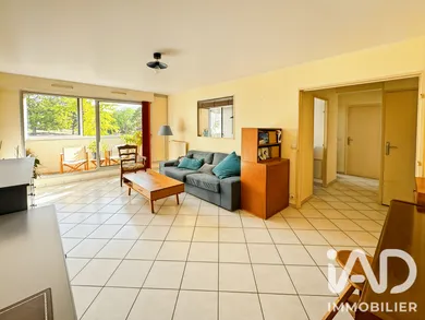 Appartement à Les Ulis (91940)
