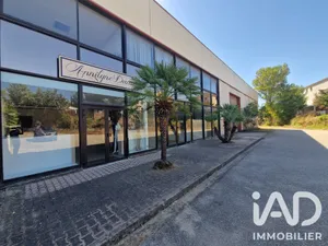 Warehouse in SARROLA-CARCOPINO (20167)