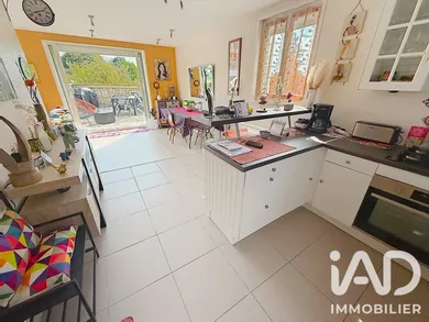 Maison traditionnelle à Parthenay (79200)