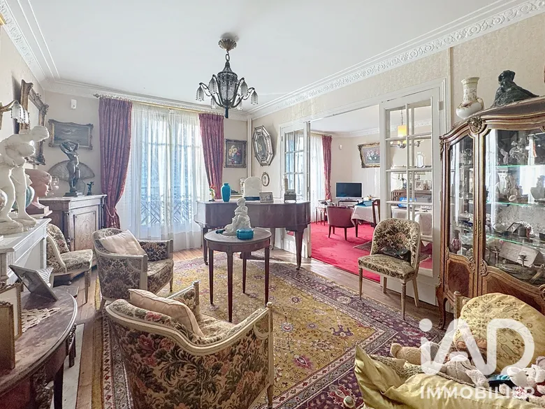 Appartement 4 pièces 119 m² · à Paris · 119 m² · 990 000 €