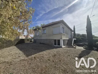 Maison à Saint-Varent (79330)