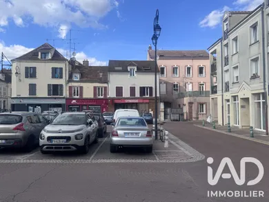 Immeuble à Montereau-Fault-Yonne (77130)
