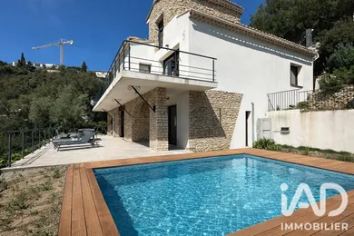 Maison à Roquebrune-sur-Argens (83380)