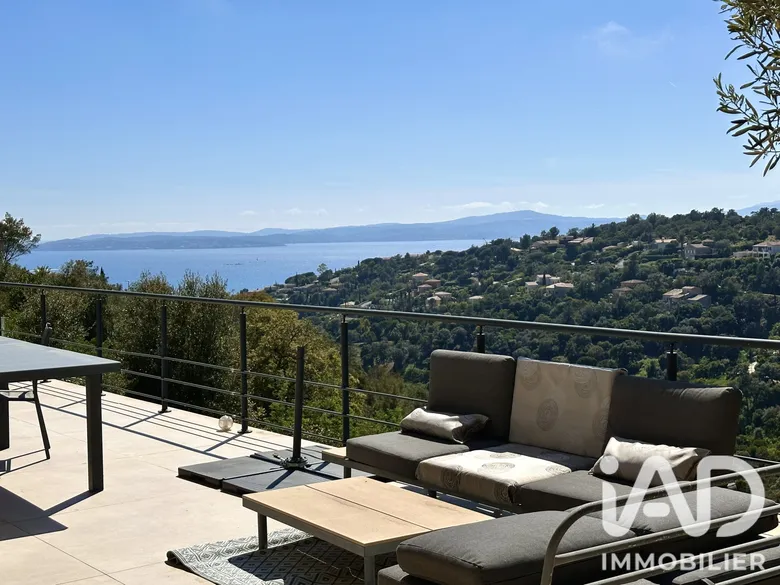Maison 7 pièces 190 m² · à Roquebrune-sur-Argens · 190 m² · 1 250 000 €