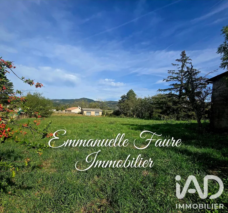 Terrain à bâtir à Vernoux-en-Vivarais (07240) · 96 000 €