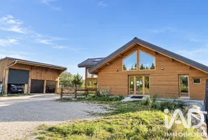 Maison de campagne à Les Rousses (39220)