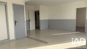 Apartment in Tarascon (13150)