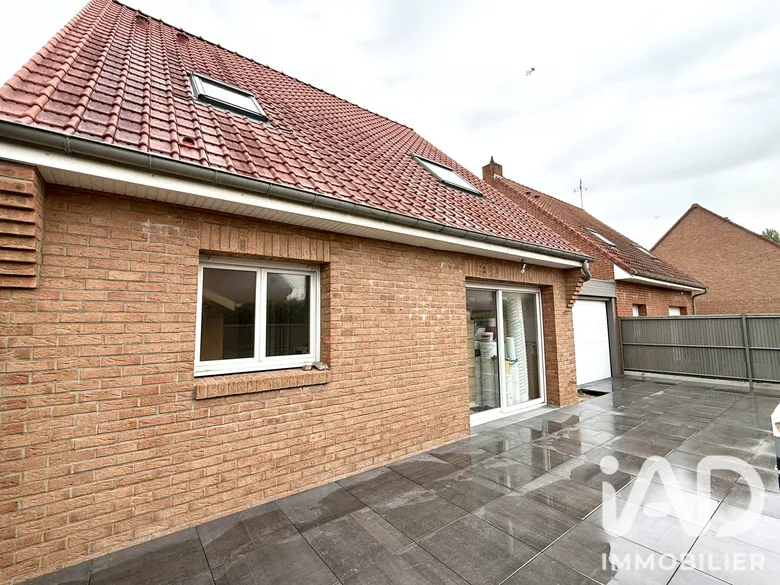 Maison 5 pièces 94 m² · à Coutiches · 94 m² · 298 000 €