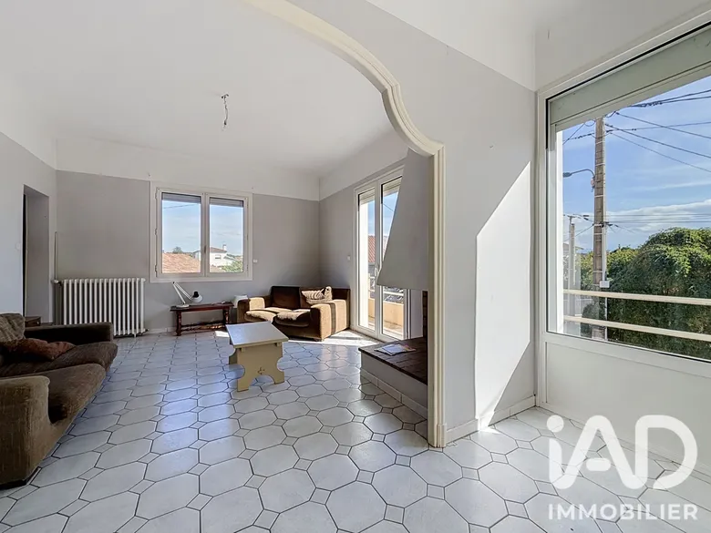 Maison 6 pièces 162 m² · à Aureilhan · 162 m² · 170 000 €