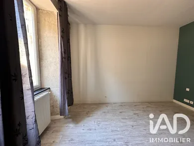 Appartement à Ruffec (16700)
