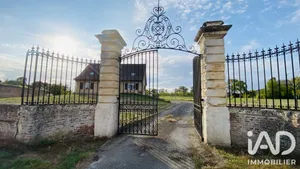 Maison de campagne à Beaulieu-les-Fontaines (60310)