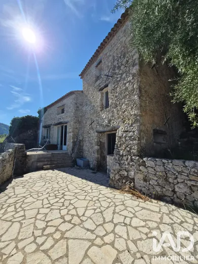 Pavillon à Bouyon (06510)