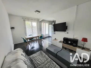 Apartment in Sury-le-Comtal (42450)