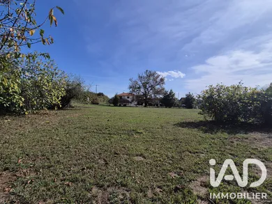 Terrain à bâtir à Amou (40330)