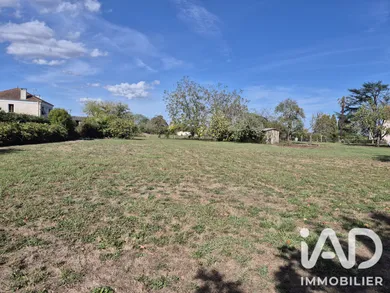 Terrain à bâtir à Amou (40330)
