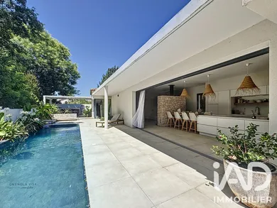 Maison d'architecte à Poussan (34560)