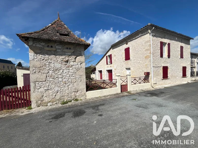 Maison 6 pièces 163 m² · à Vélines · 163,5 m² · 268 000 €