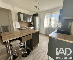 Pavillon à Laval (53000)