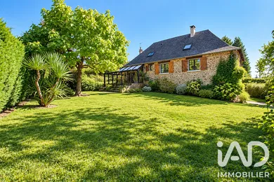 Maison de campagne à Lagraulière (19700)