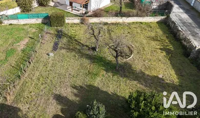Terrain à bâtir à Serves-sur-Rhône (26600)