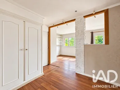 Apartment in Saint-Germain-en-Laye (78100)