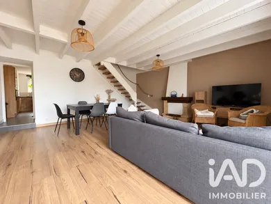 Maison de village à Lourmais (35270)
