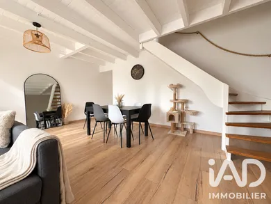 Maison de village à Lourmais (35270)