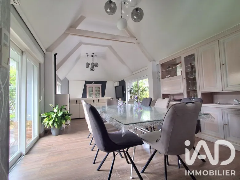 Maison 5 pièces 200 m² · à Éperlecques · 200 m² · 349 900 €