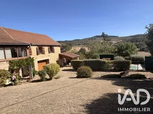 Maison de village à La Vineuse (71250)