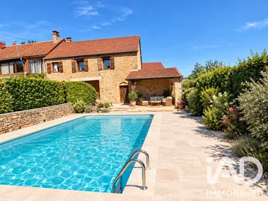 Maison de village à La Vineuse (71250)