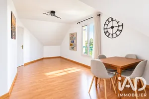 Appartement à Saint-Leu-d'Esserent (60340)
