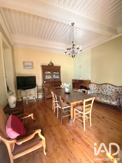 Immeuble à Die (26150)