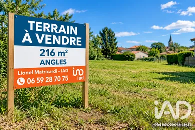 Terrain à bâtir à Angles (85750)