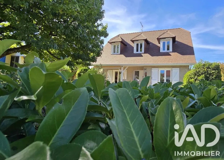 Maison 6 pièces 124 m² · à Lescar · 124 m² · 380 000 €