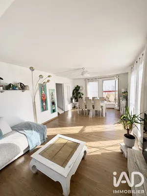 Apartment in Viry-Châtillon (91170)