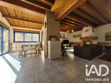 Maison traditionnelle à Bailleul (80490)